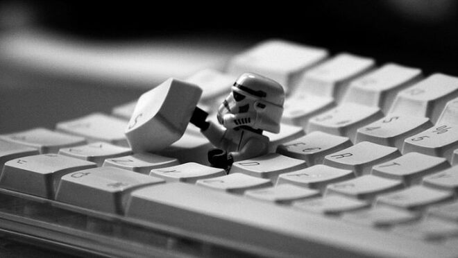 lego-star-wars-stormtrooper-humor-wallpaper-preview